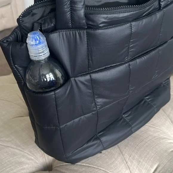 Lululemon Quilted Tote Bag - Picture 11 of 11